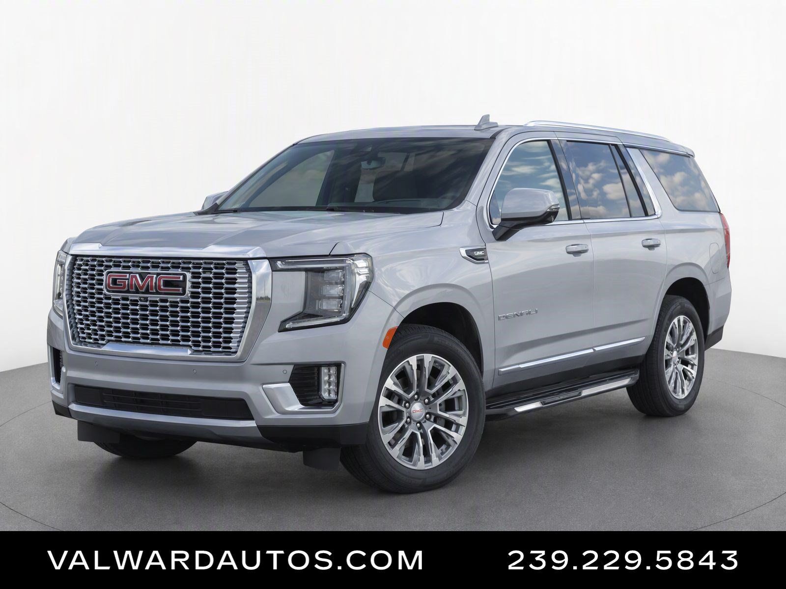 Used 2023 GMC Yukon XL Denali RWD image 1