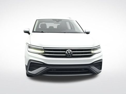 Used 2024 Volkswagen Tiguan Wolfsburg Edition FWD image 2