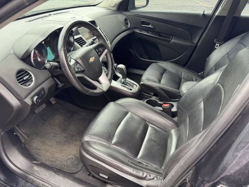 Used 2014 Chevrolet Cruze LT w/ RS Package image 7
