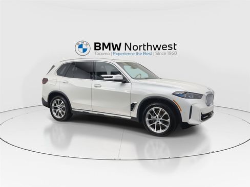 New 2026 BMW X5 xDrive40i w/ Climate Comfort Package AWD/4WD image 6