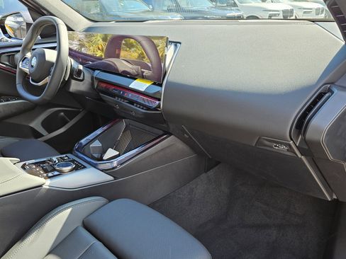 New 2025 BMW X3 xDrive30i w/ Premium Package image 23