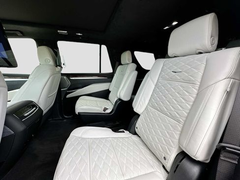 Used 2026 Cadillac Escalade Platinum Sport w/ LPO, ONYX Package AWD/4WD image 26
