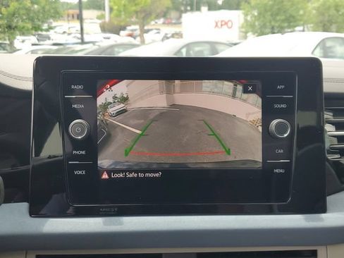 New 2026 Volkswagen Jetta SE FWD image 23