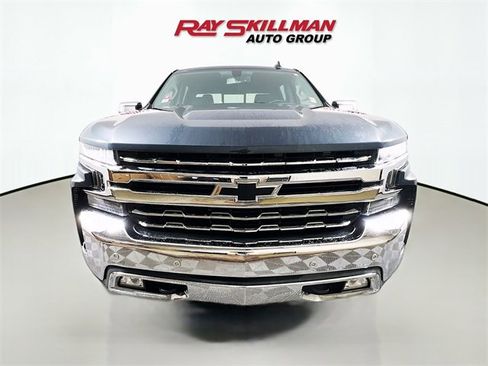 Used 2020 Chevrolet Silverado 1500 LTZ w/ LTZ Plus Package image 2