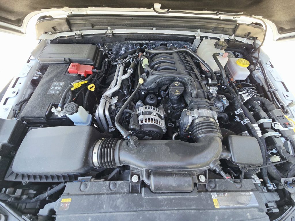 Used 2026 Jeep Wrangler Unlimited Rubicon AWD/4WD image 18