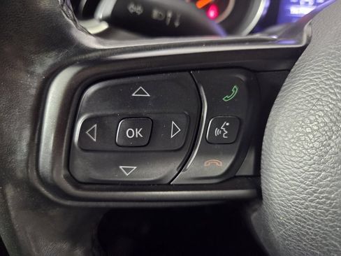 Used 2019 Jeep Wrangler Sport AWD/4WD image 16