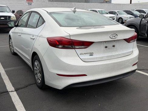 Used 2017 Hyundai Elantra SE image 4