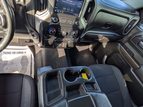 Used 2020 Chevrolet Silverado 1500 LT w/ All-Star Edition image 23