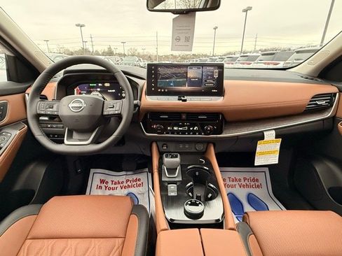 New 2026 Nissan Rogue Platinum w/ Platinum Premium Package image 21