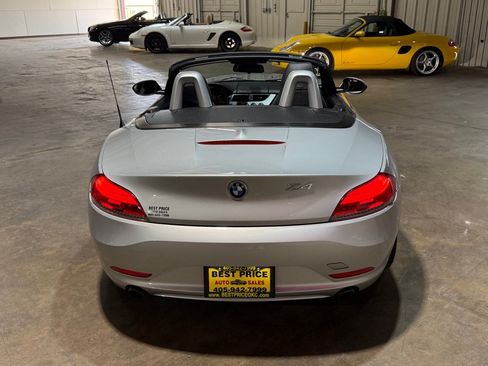 Used 2009 BMW Z4 sDrive35i RWD image 10