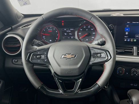 New 2026 Chevrolet Trax RS w/ Sunroof Package image 11