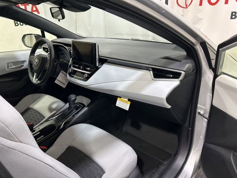 Used 2026 Toyota Corolla SE image 12