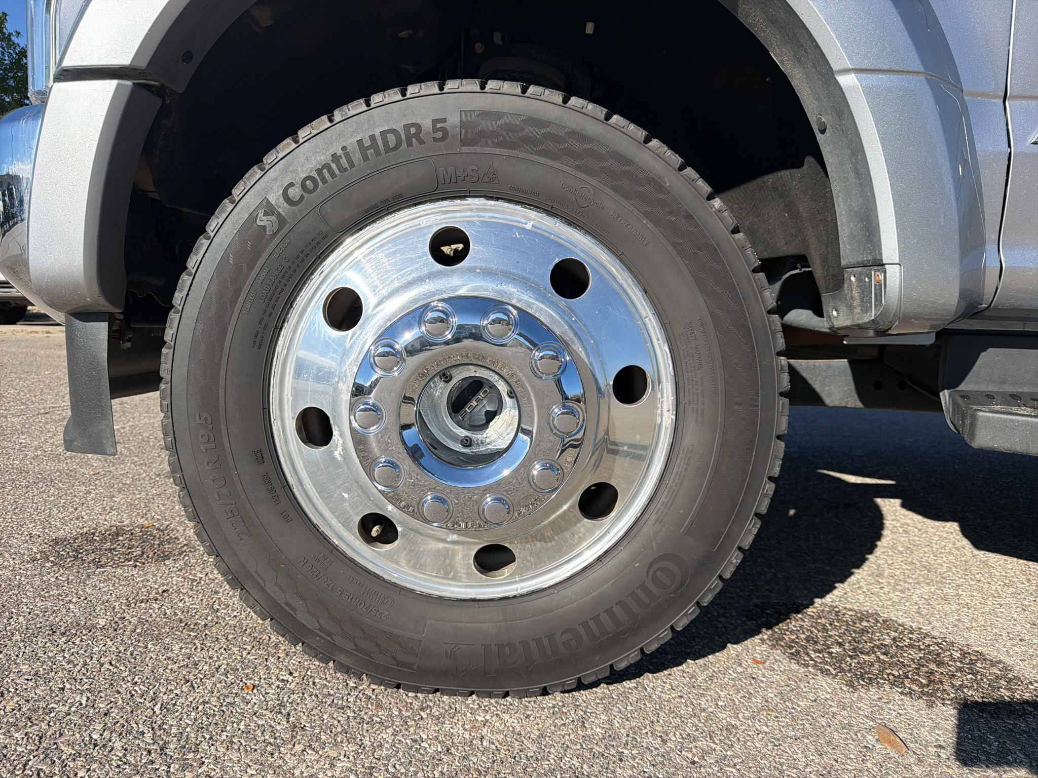 Used 2022 Ford F450 Lariat w/ FX4 Off-Road Package AWD/4WD image 13