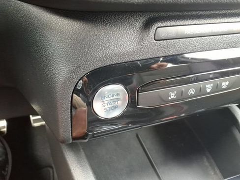 Used 2024 Ford Escape ST-Line w/ Tech Pack #1 FWD image 20