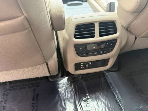 Used 2016 Honda Pilot Elite image 14