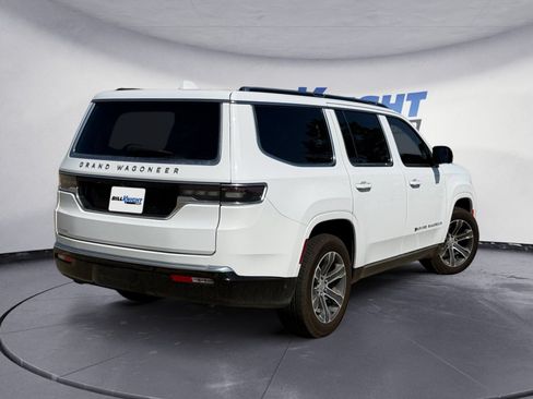 Used 2023 Jeep Grand Wagoneer 4WD image 5