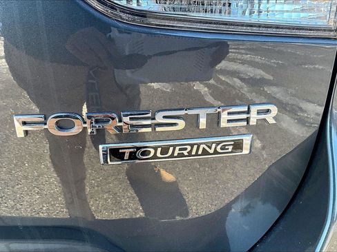 Used 2024 Subaru Forester Touring image 8