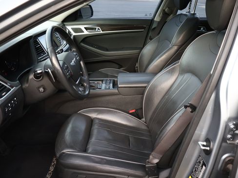 Used 2015 Hyundai Genesis 3.8 w/ Option Group 03 image 12