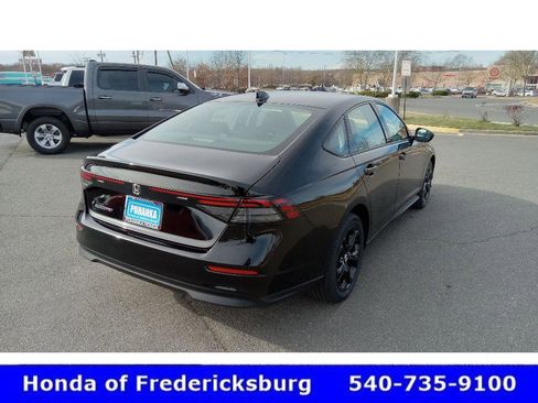 Certified 2025 Honda Accord SE image 8