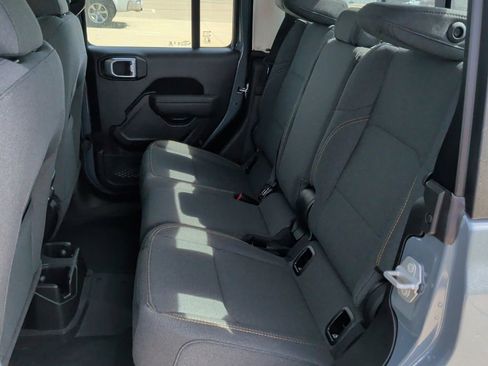 New 2026 Jeep Gladiator Sport image 37