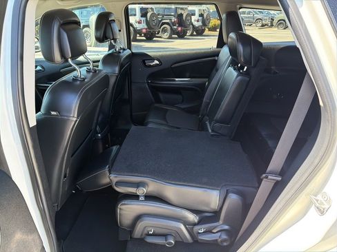 Used 2018 Dodge Journey Crossroad FWD image 24
