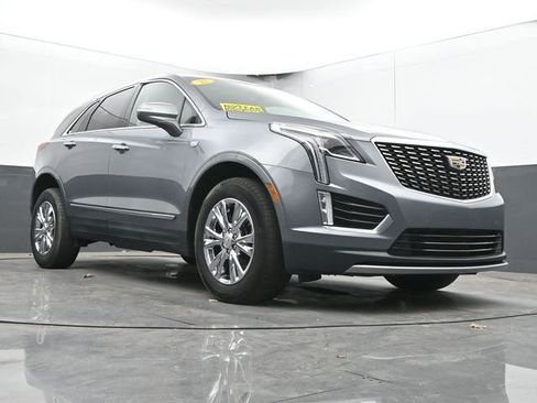 Used 2021 Cadillac XT5 Premium Luxury w/ LPO, Floor Liner Package AWD/4WD image 46