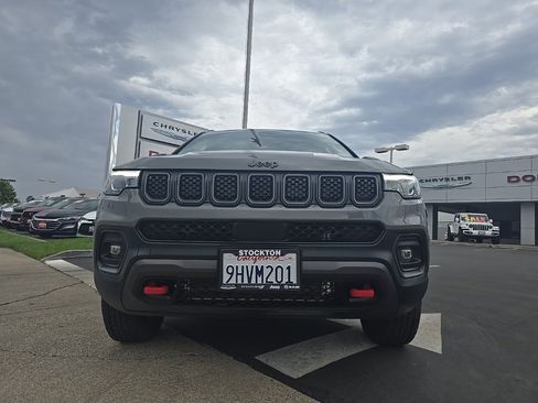 Used 2023 Jeep Compass Trailhawk w/ Trailhawk Elite Group image 20