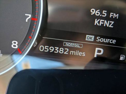 Used 2024 Mitsubishi Outlander SE FWD image 32