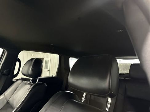 Used 2019 Jeep Grand Cherokee Altitude image 16