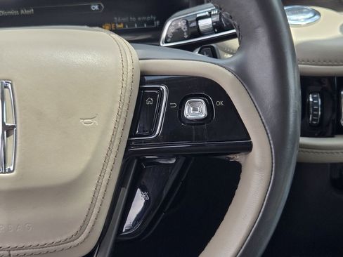 Used 2022 Lincoln Aviator Reserve w/ Equipment Group 201A AWD/4WD image 28