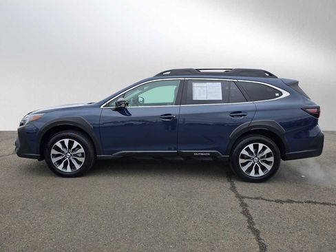 Used 2023 Subaru Outback Limited image 7