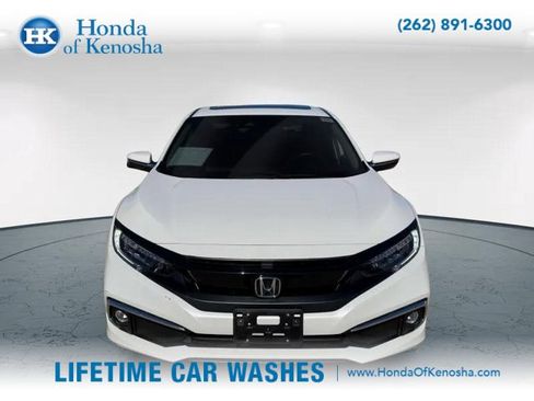 Used 2019 Honda Civic Touring image 2