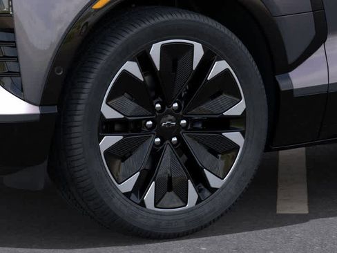 New 2026 Chevrolet Blazer EV RS w/ Super Cruise Package image 8