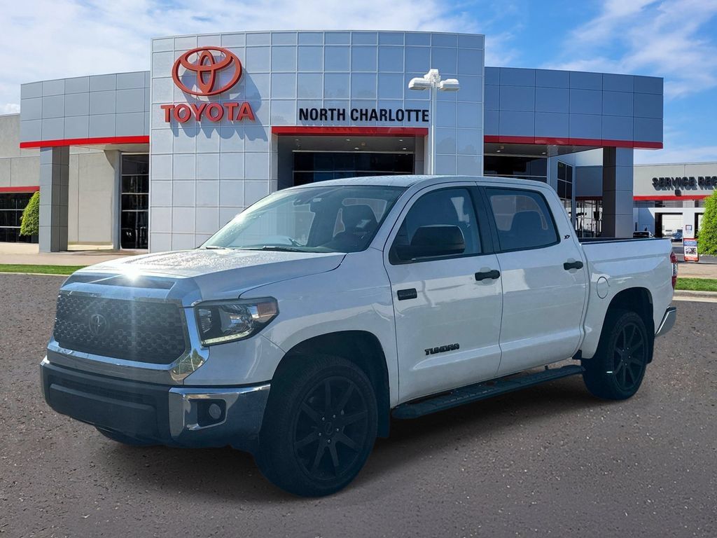 Used 2021 Toyota Tundra SR5 w/ SR5 Leather Package AWD/4WD image 3
