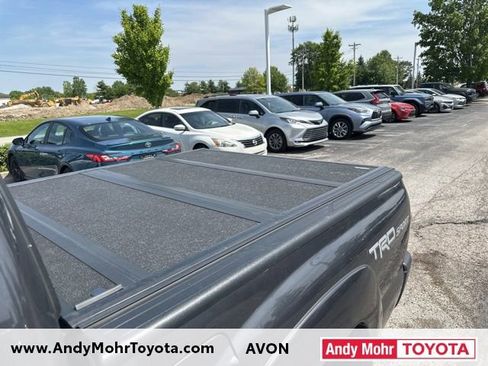 Used 2015 Toyota Tacoma 4x4 Double Cab w/ TRD Sport Package image 12