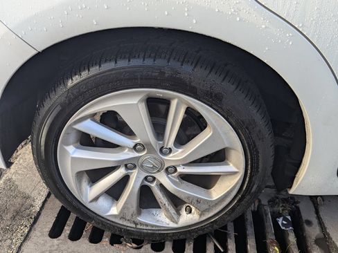 Used 2016 Acura ILX FWD image 13
