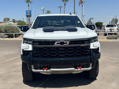 Certified 2025 Chevrolet Silverado 1500 ZR2 w/ Technology Package AWD/4WD image 8