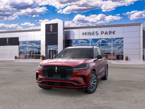 New 2026 Lincoln Aviator AWD image 2