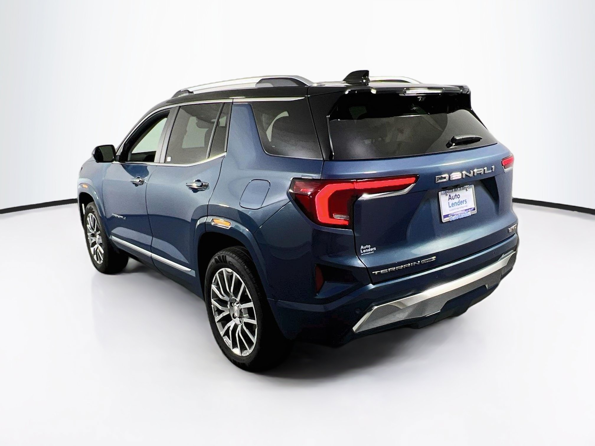 Used 2026 GMC Terrain Denali AWD/4WD image 7
