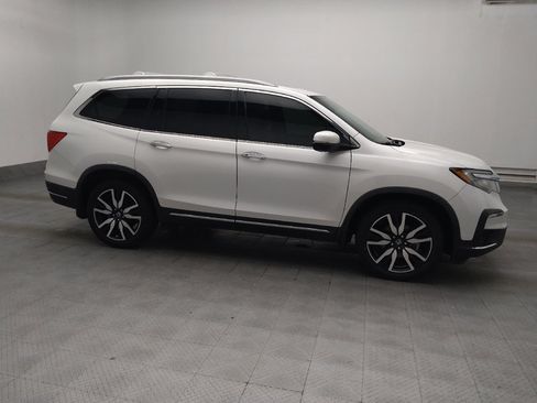 Used 2021 Honda Pilot Touring image 11