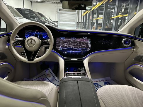 Certified 2023 Mercedes-Benz EQS 580 4MATIC Sedan image 24