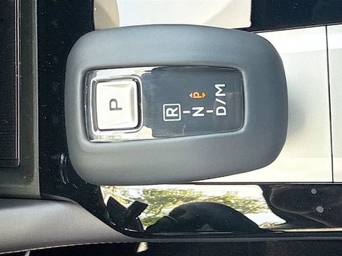 New 2026 Mitsubishi Outlander SE FWD image 17