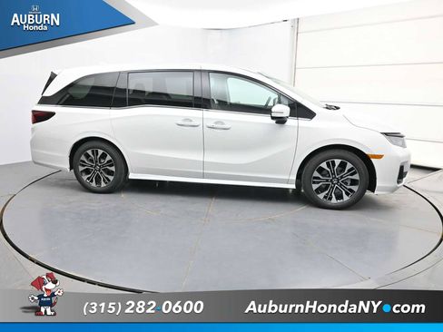New 2026 Honda Odyssey Elite image 14