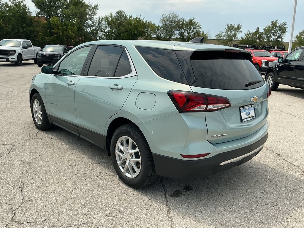 Used 2022 Chevrolet Equinox LT FWD image 3