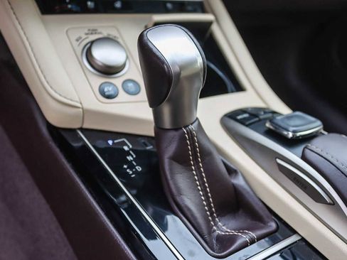 Used 2016 Lexus ES 300h image 19