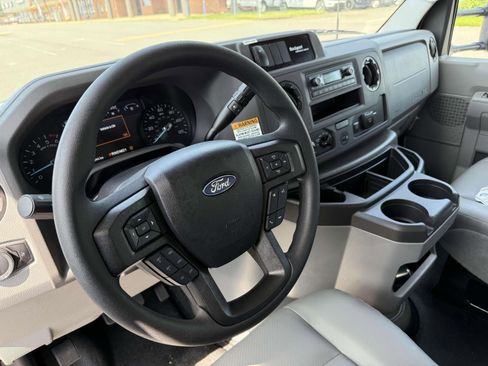 New 2026 Ford E-450 and Econoline 450 Super Duty w/ Power Equipment Group image 12