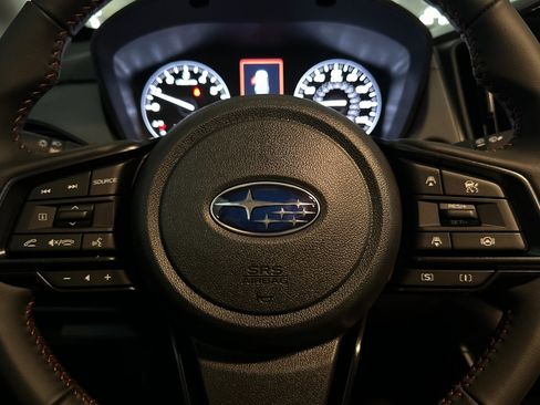 New 2025 Subaru Crosstrek 2.5i Limited w/ Crosstrek Mirror Package image 26