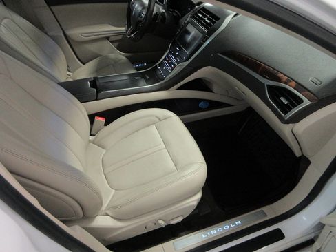 Used 2016 Lincoln MKZ AWD w/ Equipment Group 200A Select image 9