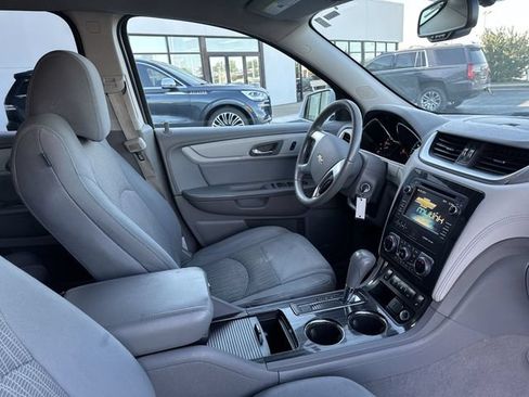 Used 2016 Chevrolet Traverse LT FWD image 18