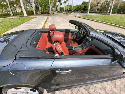 Used 2009 Mercedes-Benz SL 550 image 29